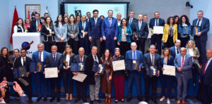 Cérémonie de remises du label RSE à des entreprises présidée par MM. Chakib ALJ et Mehdi TAZI, Président et Vice-Président de la Confédération, Mme Saadia SLAOUI BENNANI, Présidente de la Commission RSE et Diversité