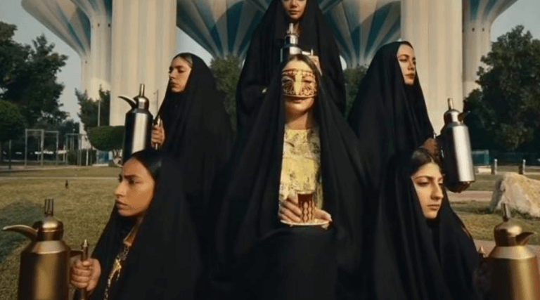 La marque kweitienne WABA entre burqa et casseroles